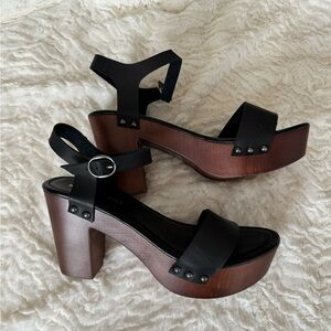 Madden Girl Black Chunky Platform Sandals Y2K Style